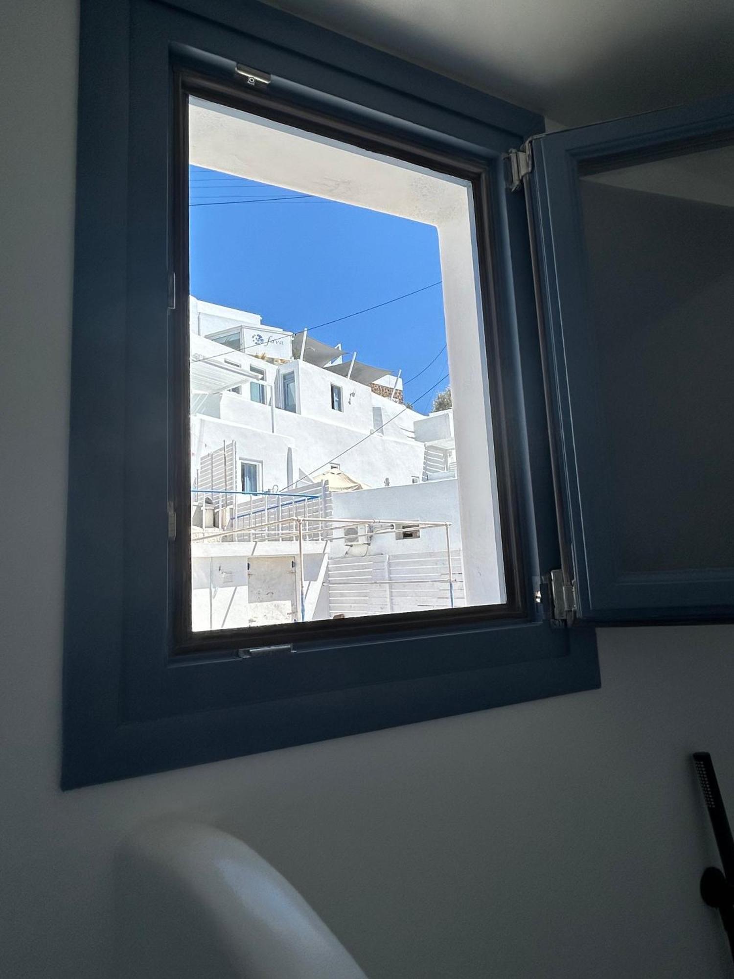 Oinos Luxury Suites Foinikiá المظهر الخارجي الصورة
