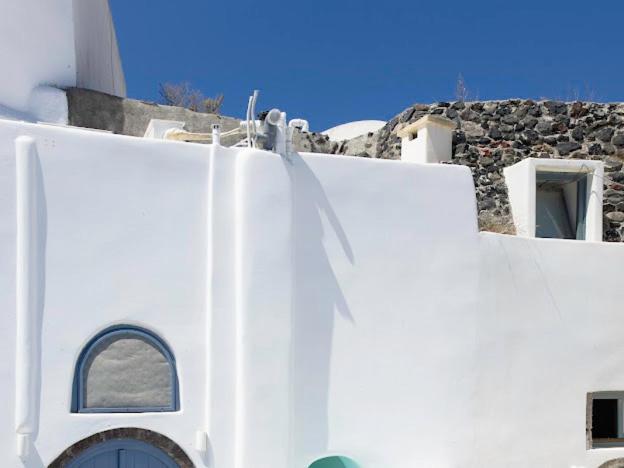 Oinos Luxury Suites Foinikiá المظهر الخارجي الصورة