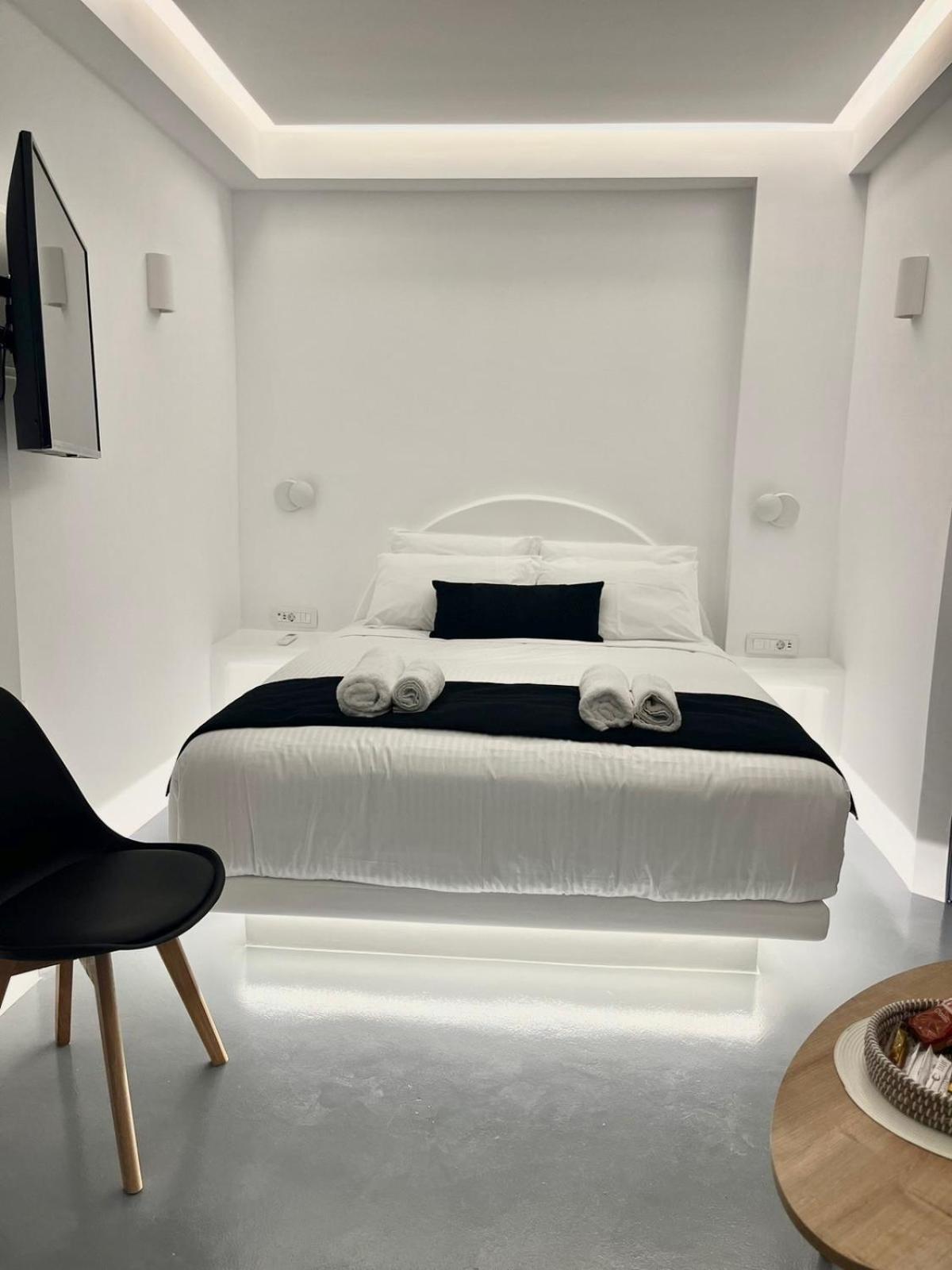 Oinos Luxury Suites Foinikiá المظهر الخارجي الصورة